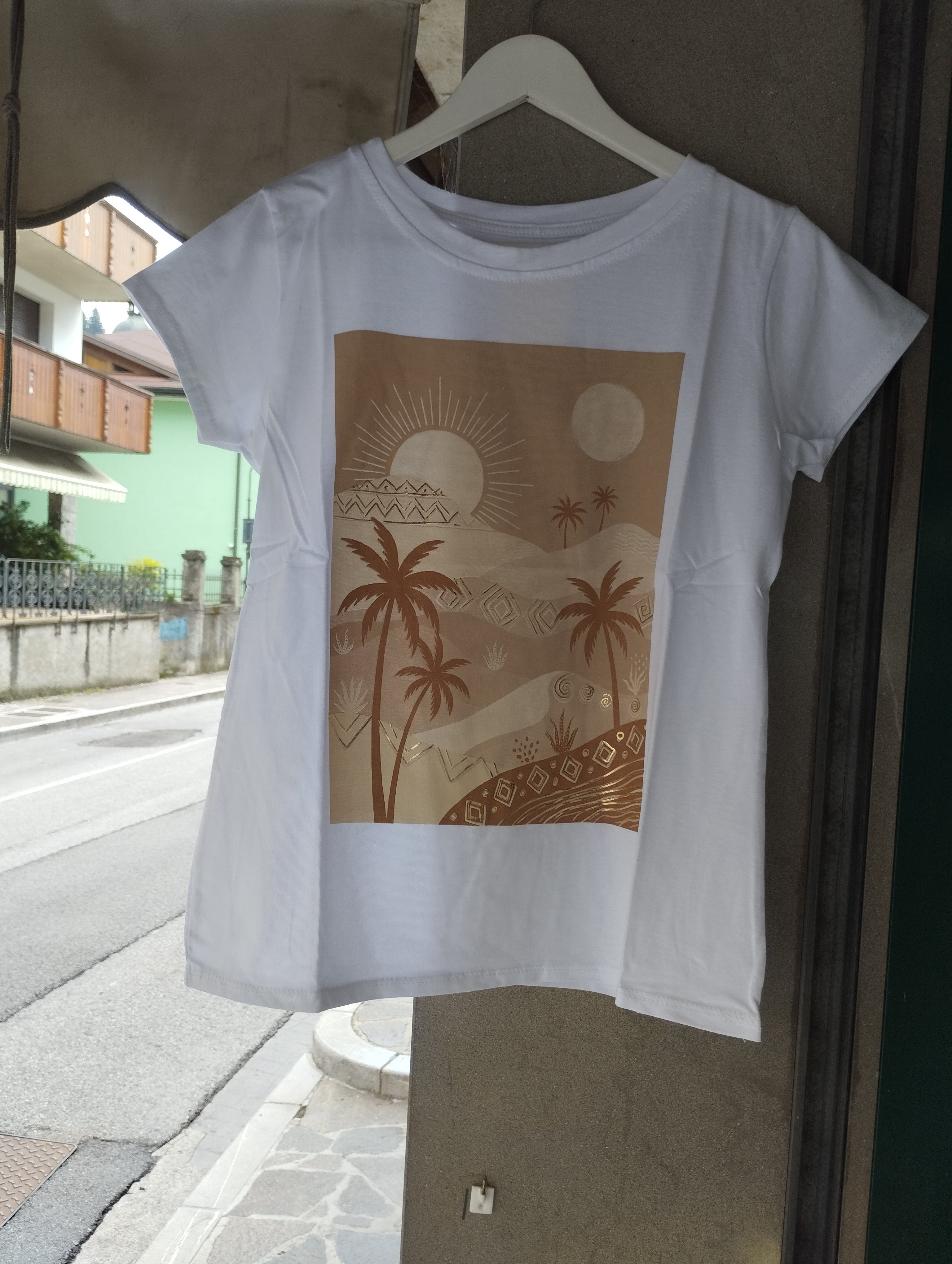 T-shirt