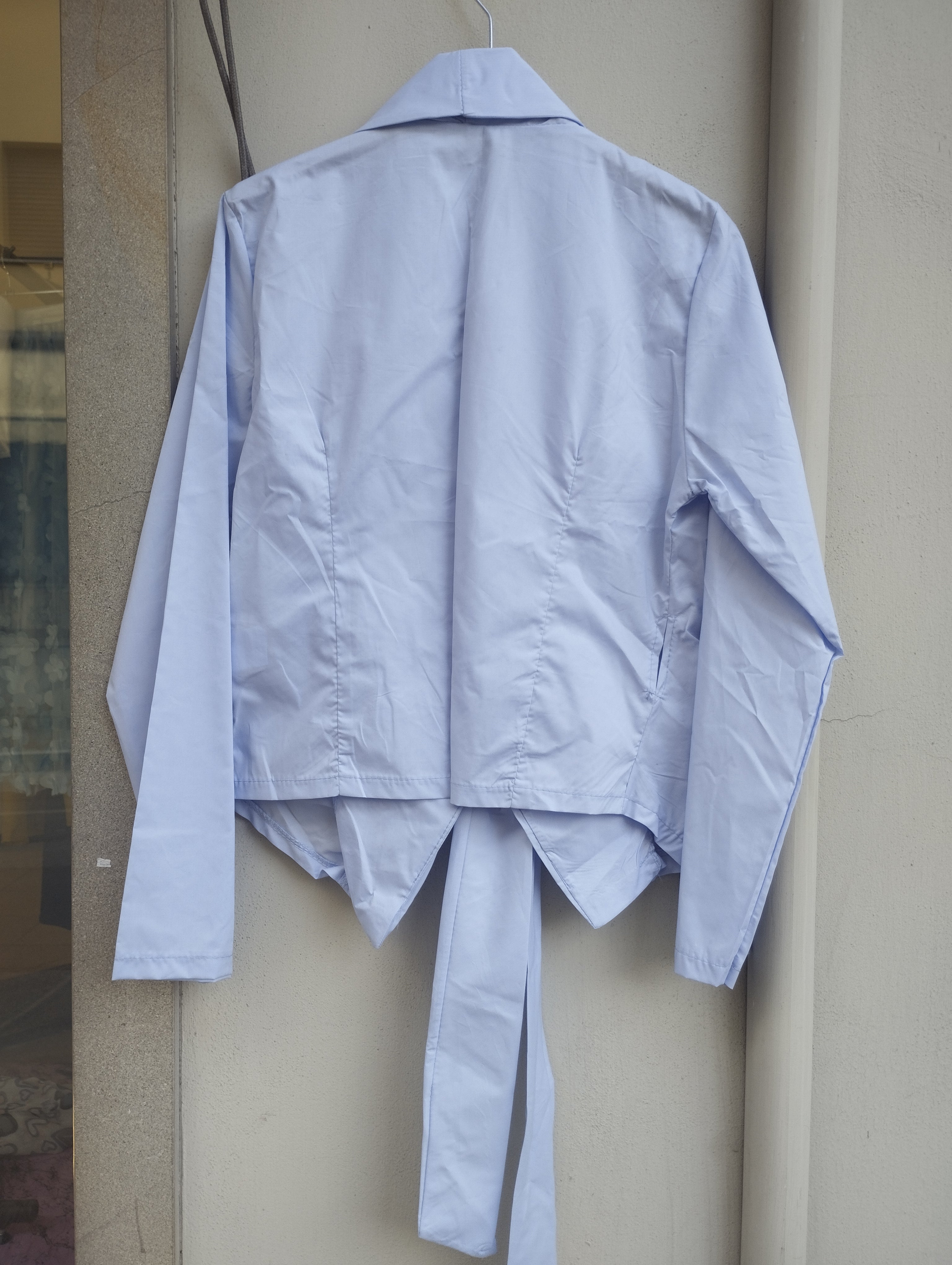 Camicia chiusura a nodo