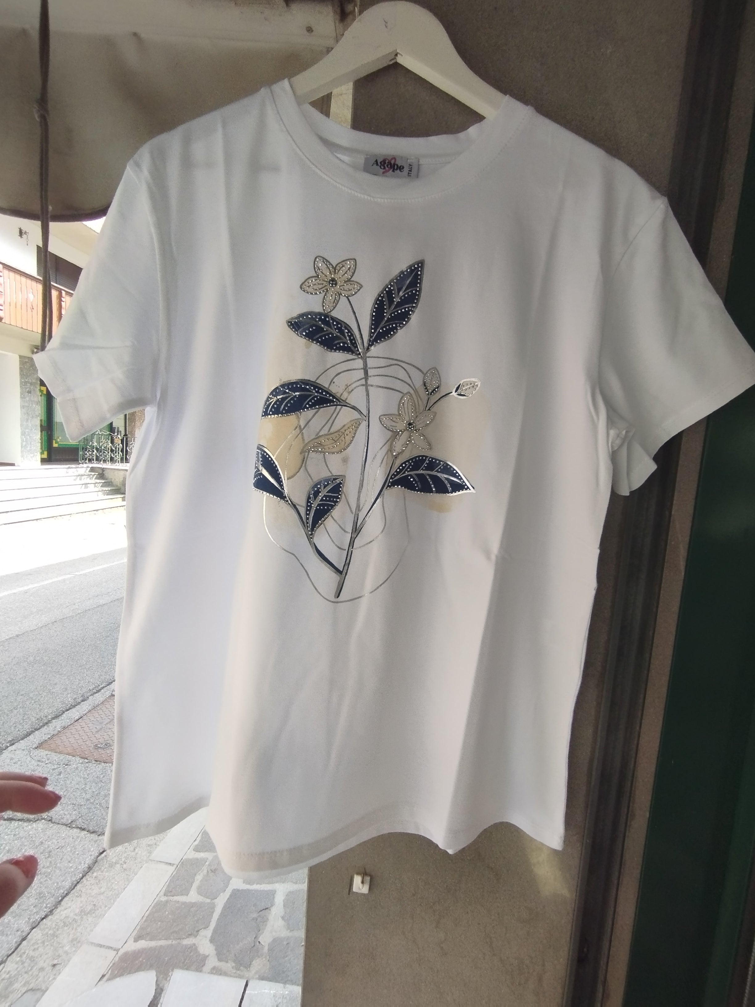 T-shirt