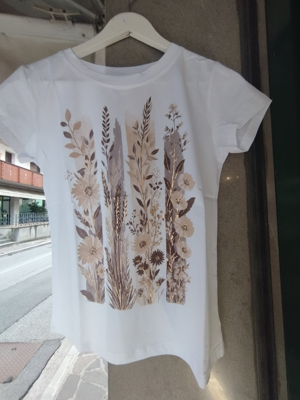 T-shirt
