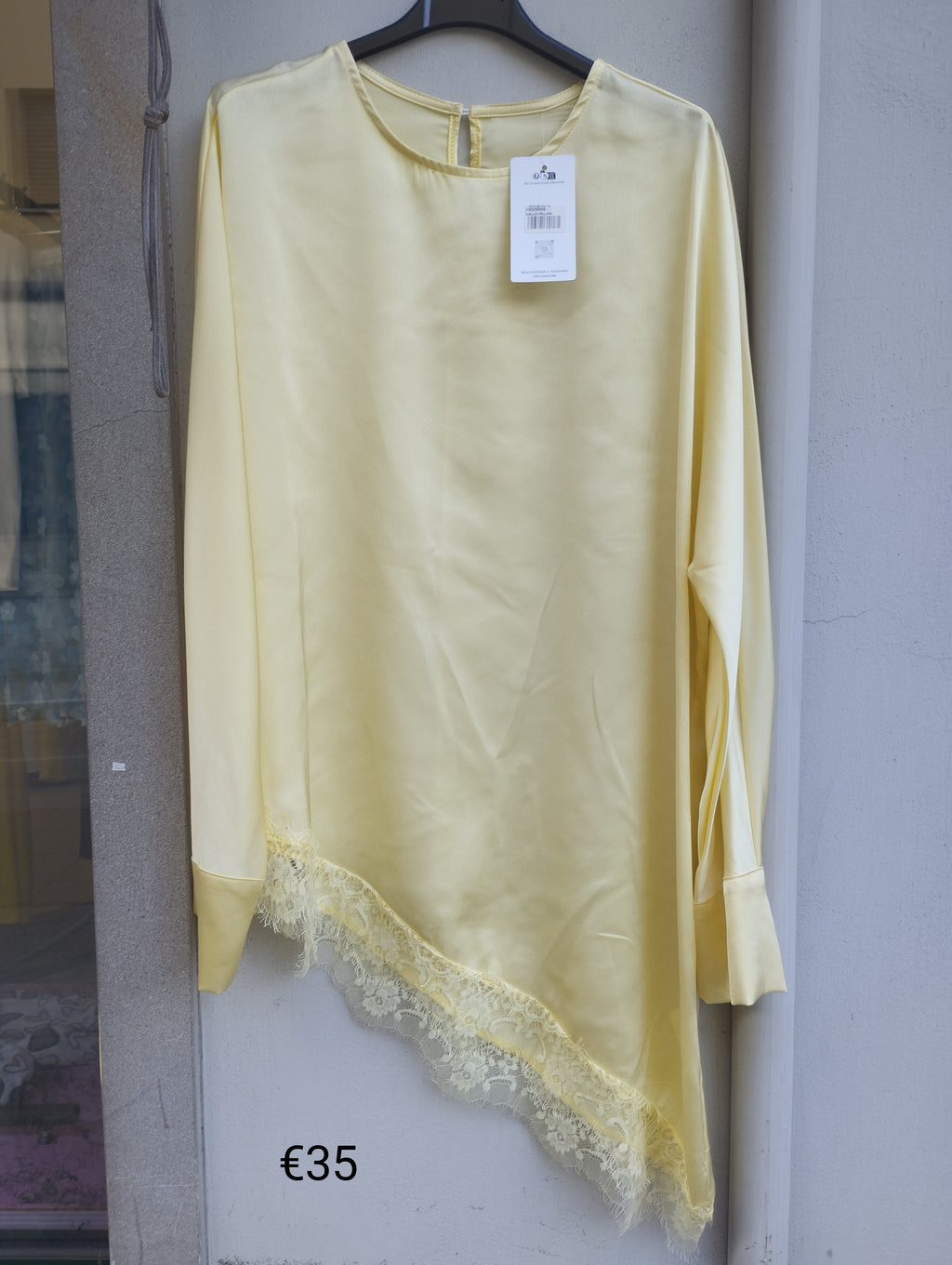 Blusa asimmetrica
