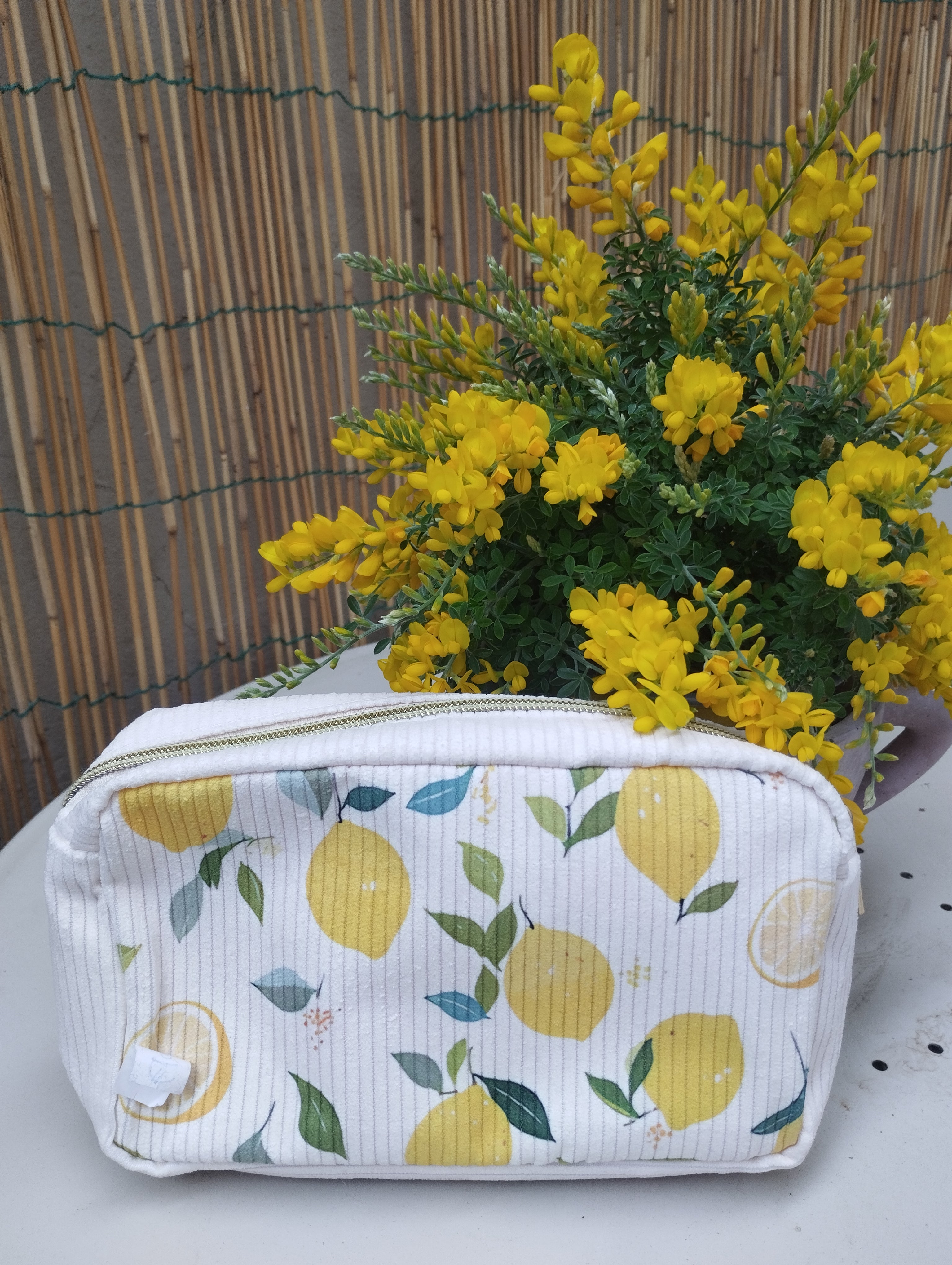 Pochette con zip limoni